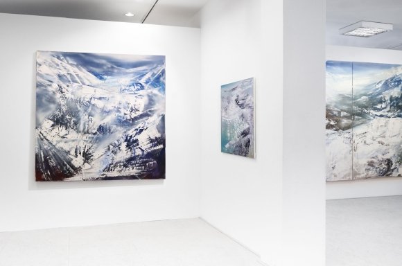 Ausstellungsansicht "Gletschersfumato", Hans Peter Perner © Foto: Hans Peter Perner/Galerie Grill