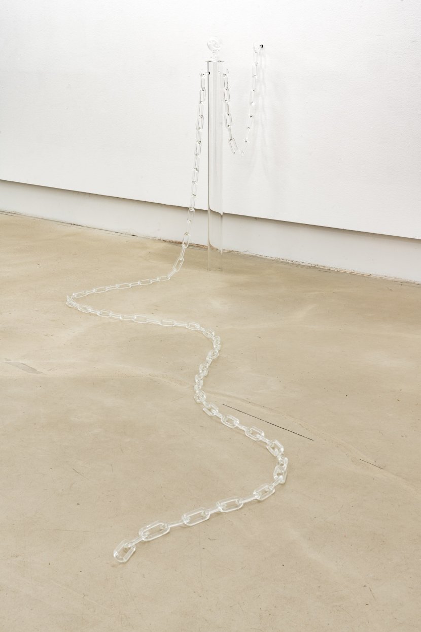Inga Danysz - Impostures, 2018, glass installation, dimensions variable