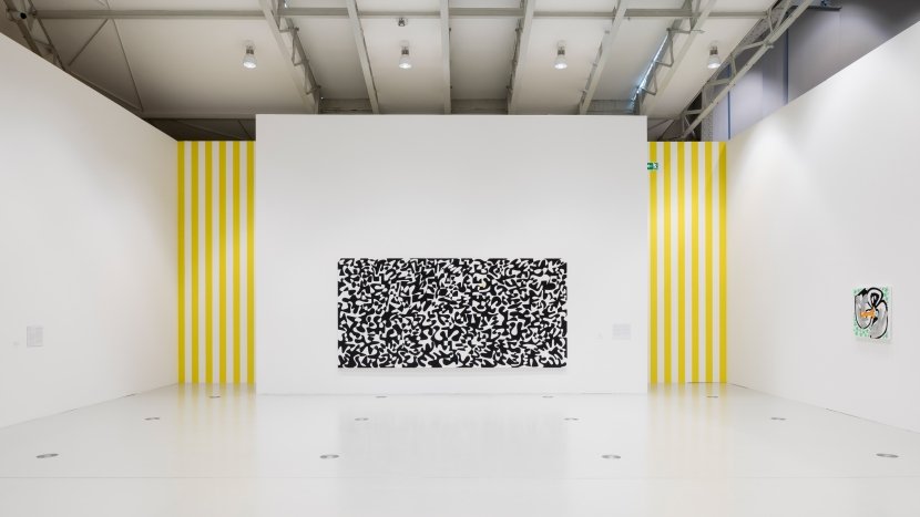 Charline von Heyl, Snake Eyes, 2018, Ausstellungsansicht, Deichtorhallen Hamburg.