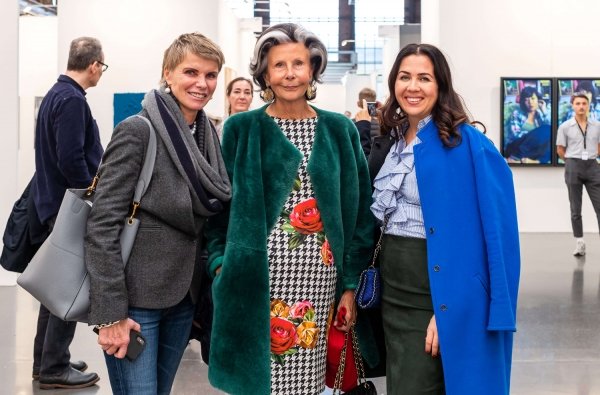 Art Düsseldorf 2019, Sylvia von Metzler, Christina Sieger und Halina von Kempski | Copyright Sebastian Drüen