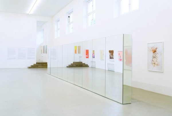 Exhibition view: Lisa Holzer, Esst mich! at Kunstverein München. 25 May - 25 August 2019. 