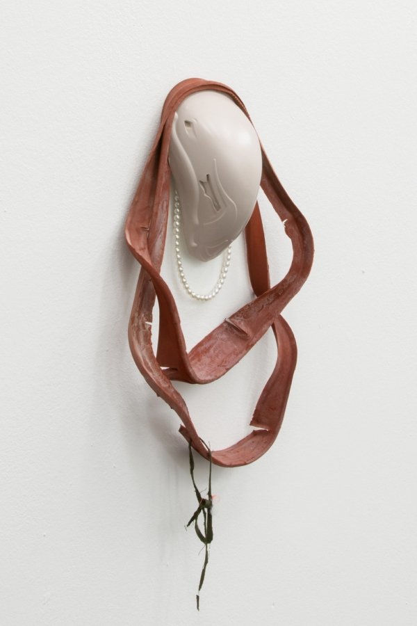 Daphne Ahlers, Clamshell, 2019