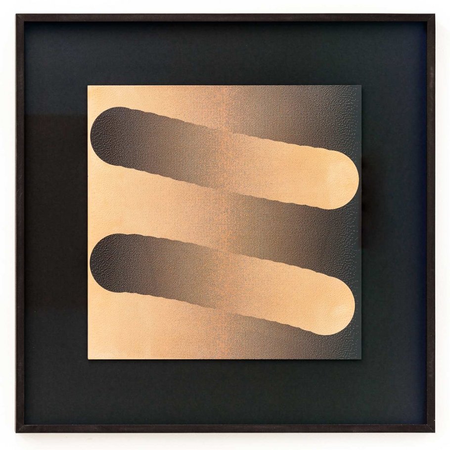 Robert Bodnar, counter-gradient #1; aus: [Cloning Toolbox], 2017, Kupfer-Fotolithografie auf Epoxydharz-Glasfaser-Gewebeplatte, Rahmen, 51x51cm, 3+2A