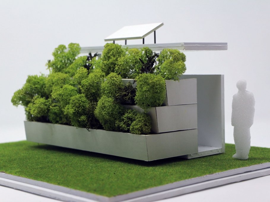 Modell eines autarken Urinals mit Pflanzenkläranlage für den öffentlichen Raum (Studie für den Donaukanal) von EOOS/ alchemia-nova, 2018 © EOOS
