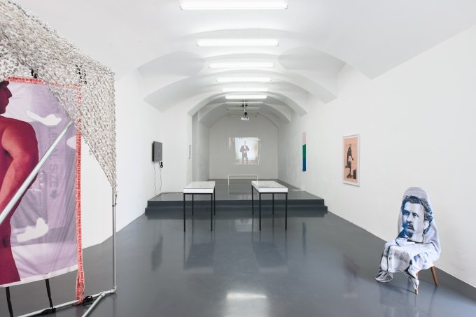 LIMP / curated by Vienna 2019, curated by Paul Clinton, Installation view, Galerie Emanuel Layr Vienna