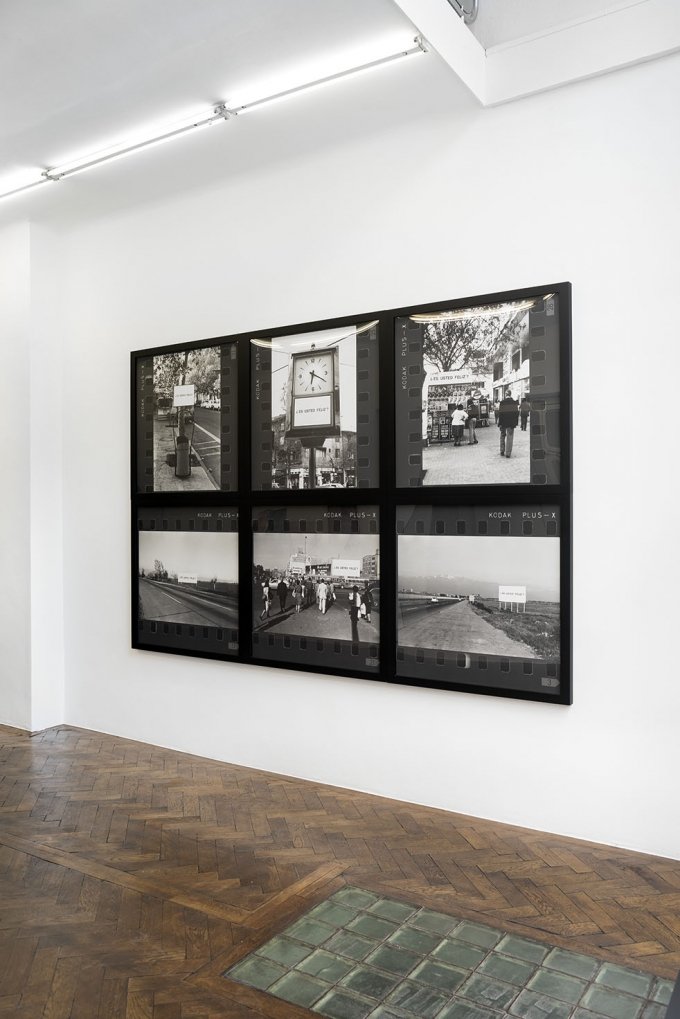 Alfredo Jaar: 1973, curated by_Jon Bird, 2019, Ausstellungsansicht, Galerie Hubert Winter, Wien, Foto: Simon Veres