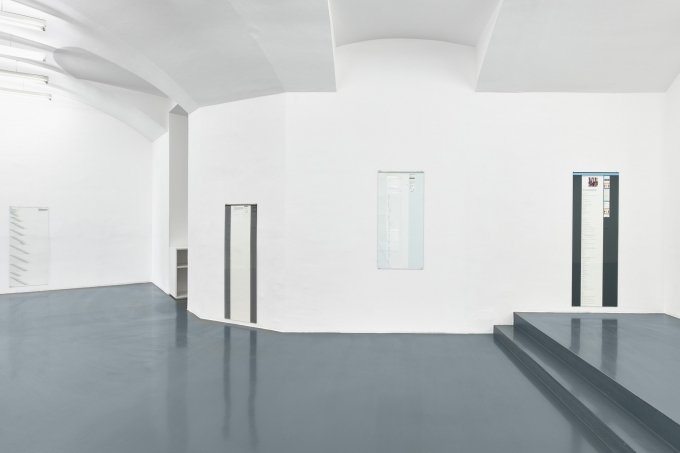 Julien Bismuth, Stücke, 2019, Ausstellungsansicht, Galerie Emanuel Layr, Wien | Foto: Maximilian Anelli-Monti | Courtesy of the artist and Galerie Emanuel Layr Vienna